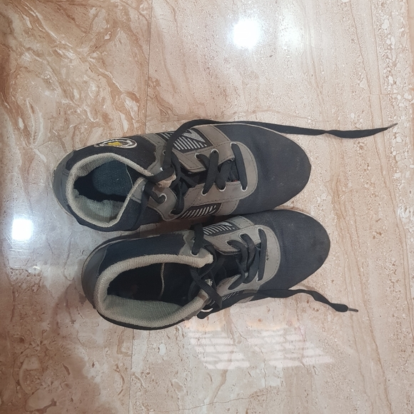 Sports shoes - Picture 2 of 6